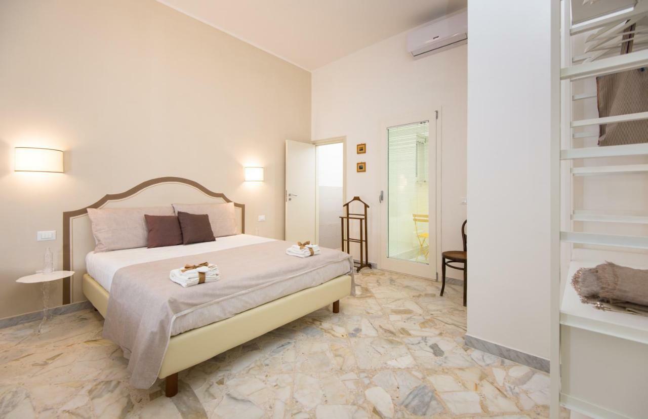 L'Angolo Di Oli' Lecce Kültér fotó